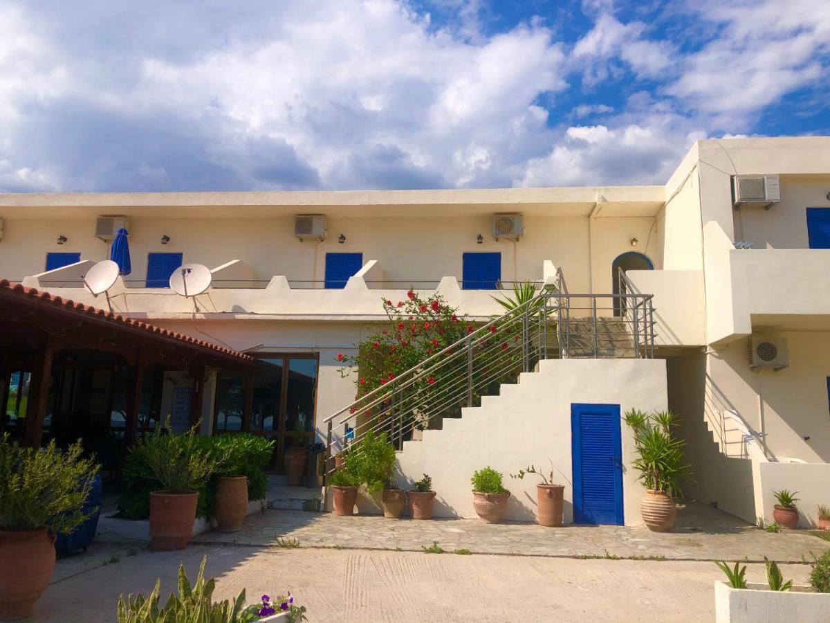 Flisvos Rooms Frangokastello Exterior foto